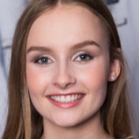 Olivia DeJonge Nahé