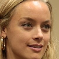 Rachel Skarsten Nahé