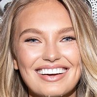 Romee Strijd Nahé