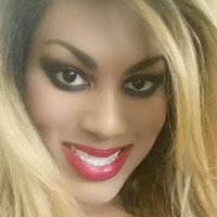 Roxy Wood Nahé