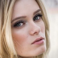 Sara Paxton Nahé