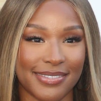 Savannah James Nahé
