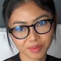 Scarlet.assian Nahé