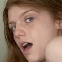 sexyredinbed Nahé