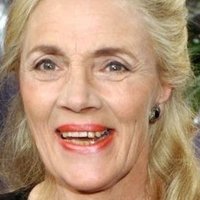 Shirley Stelfox Nahé