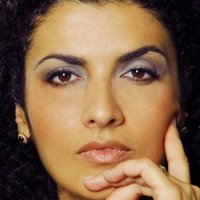 Sonia Topazio Nahé