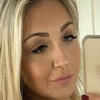 Stacey Jane Nahé