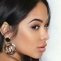 Stephaniesantiago Nahé