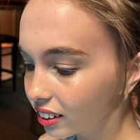 Suche: Serena Skybourne Nahé