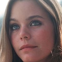 Susan Dey Nahé