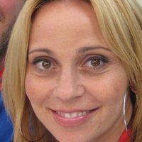 Tara Strong Nahé