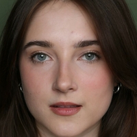 Tess Dinerstein Nahé