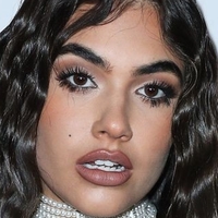 Tori Wade Nahé