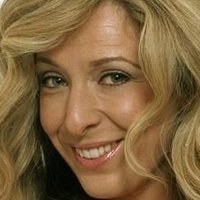 Tracy Ann Oberman Nahé