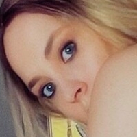 wetlittleblonde Nahé
