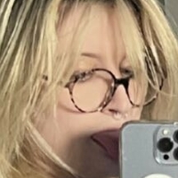 wifemoder Nahé