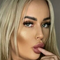 yourgirlauren Nahé