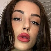 yourveronika Nahé